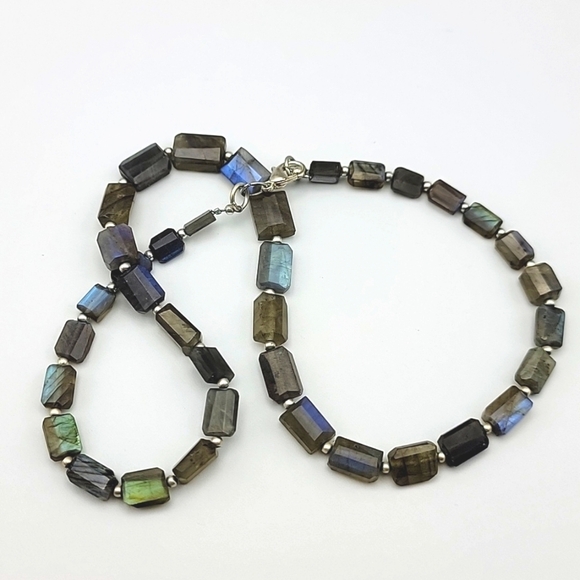 Natural Rainbow Fire Labradorite 8x6 to 11x8mm Faceted Nugget Beads Necklace 16" - Picture 7 of 9